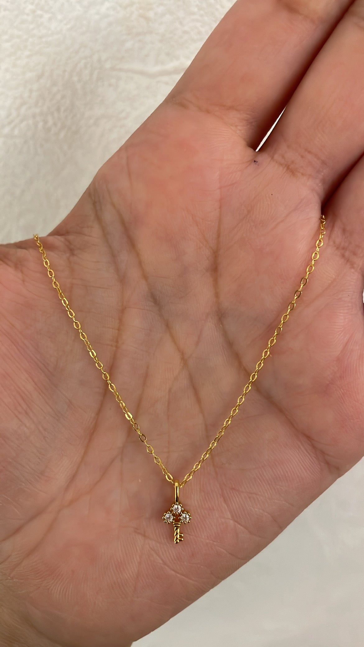 heart key necklace ๐